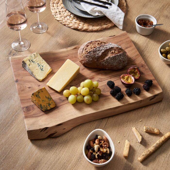 Bosco-acacia-wooden-large-serving-board
