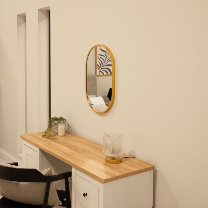 LowesbyCapsuleMirror30x40Gold4_e475a73a-96d6-45ce-a58c-822c515e7d3b