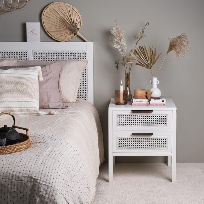 outlet-charlie-bedside-table-2-drawer-white-laura-james-1