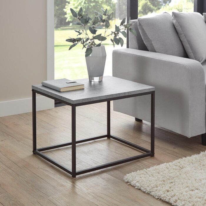 outlet-jay-side-table-concrete-effect-and-black-laura-james-1