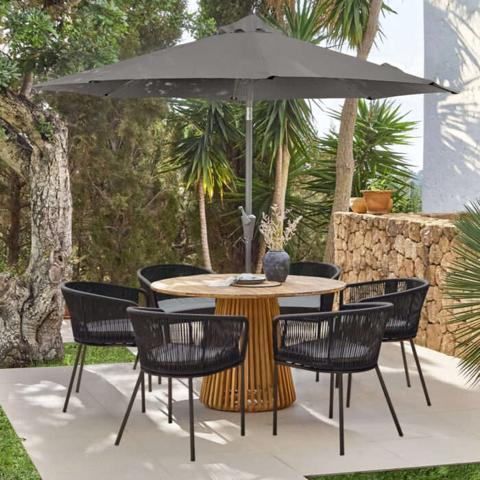 WILLOW_120CM_ROUND_DINING_TABLE_NATURAL_ACACIA_6_HALI_BLACK_CHAIRS_WITH_PARASOL-grey_parasol_1_46eadeb4-e67a-4e7d-b87f-e2ca44e7765c